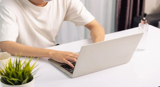 Laptop Spesifikasi Tinggi untuk Karir Anda