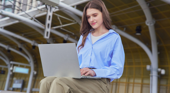 Performa Nyata Laptop Intel Core Ultra dalam Beban Kerja Berat
